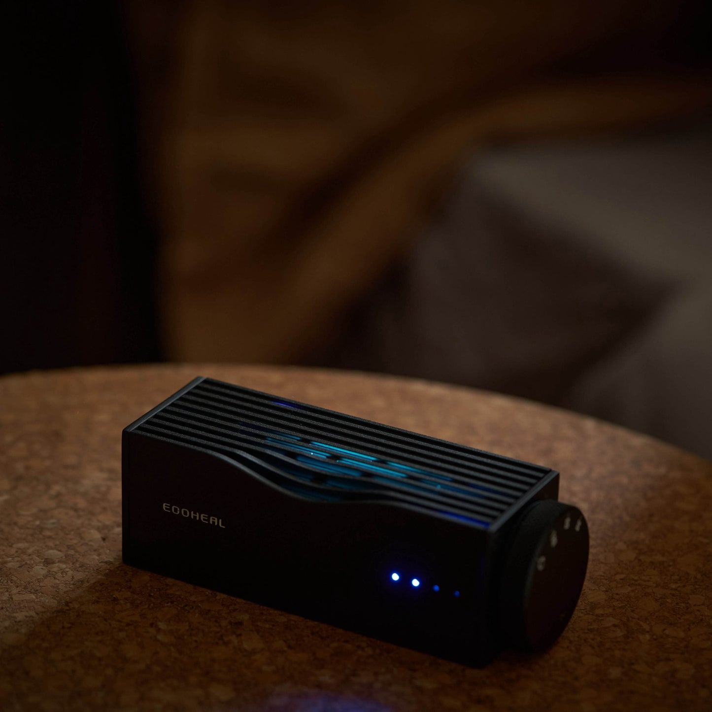 KNOT | World’s First Portable Photon UV Sterilizer & Deodorizer